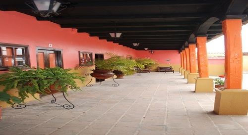 Hotel Lirice Colonial Комитан де Домингес Екстериор снимка